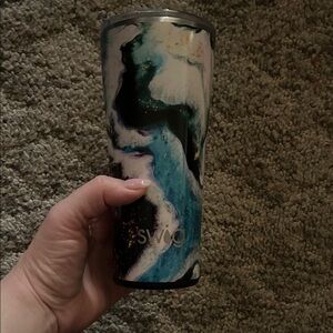 SWIG Artistic Black, blue and purple Tumbler